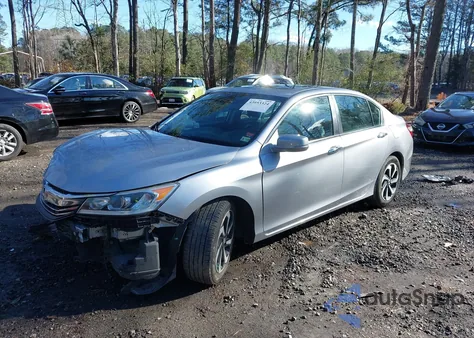 2017 Honda Accord Ex-L z USA, uszkodzony, nr VIN 1HGCR2F98HA073063
